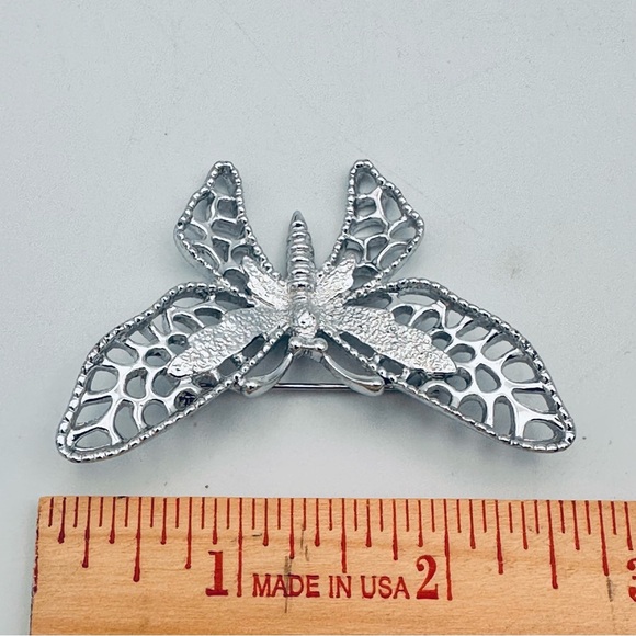 Vintage Sarah Coventry silver tone butterfly pin brooch - Picture 6 of 7